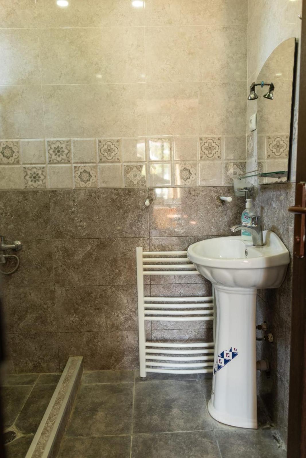 Hotel Wine House Tbilisi Zewnętrze zdjęcie